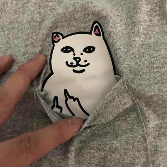 NWOT Small Pocket Cat Grey T-shirt 60% Off - Picture 2 of 3